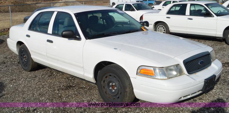 image for item K5431 2003 Ford Crown Victoria Police Interceptor