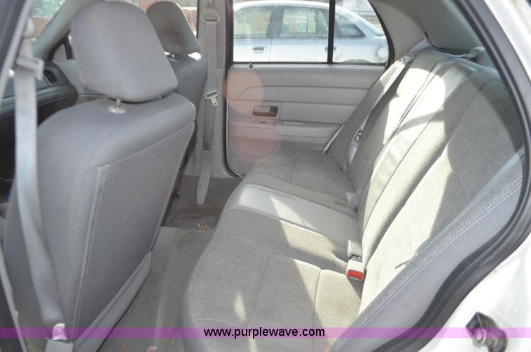 image for item K5431 2003 Ford Crown Victoria Police Interceptor
