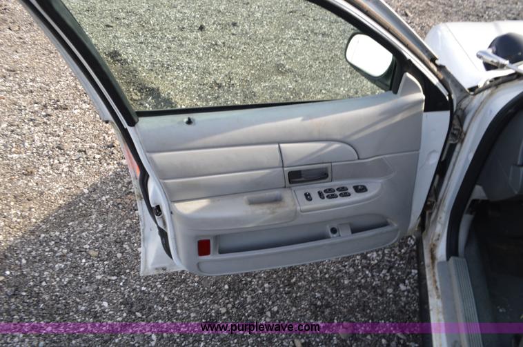 image for item K5431 2003 Ford Crown Victoria Police Interceptor