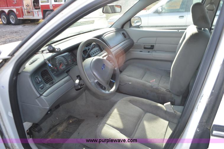 image for item K5431 2003 Ford Crown Victoria Police Interceptor