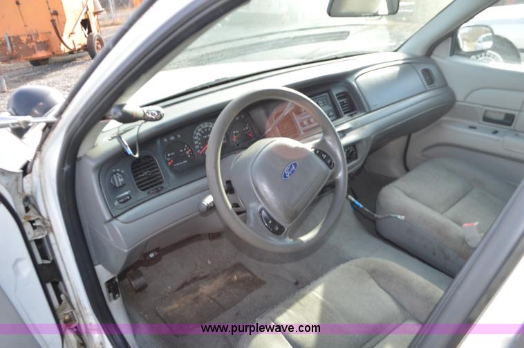 image for item K5431 2003 Ford Crown Victoria Police Interceptor