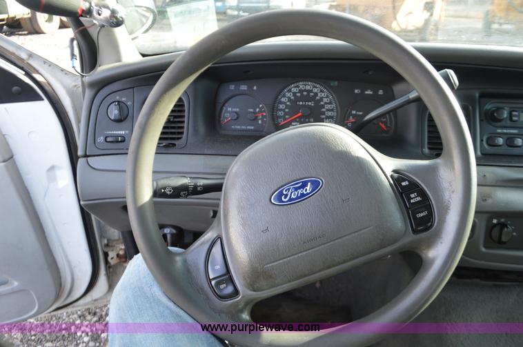 image for item K5431 2003 Ford Crown Victoria Police Interceptor