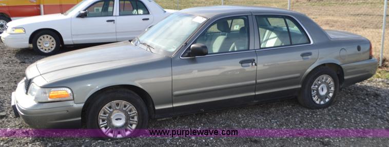 image for item K5432 2003 Ford Crown Victoria Police Interceptor