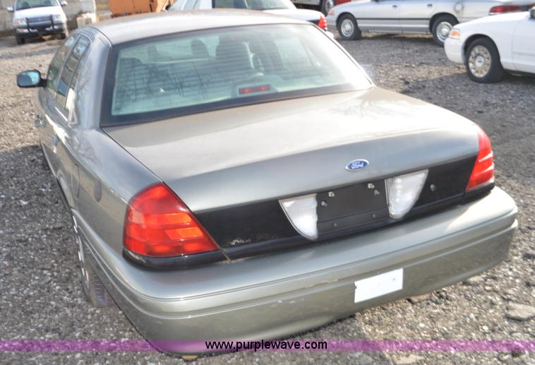 image for item K5432 2003 Ford Crown Victoria Police Interceptor