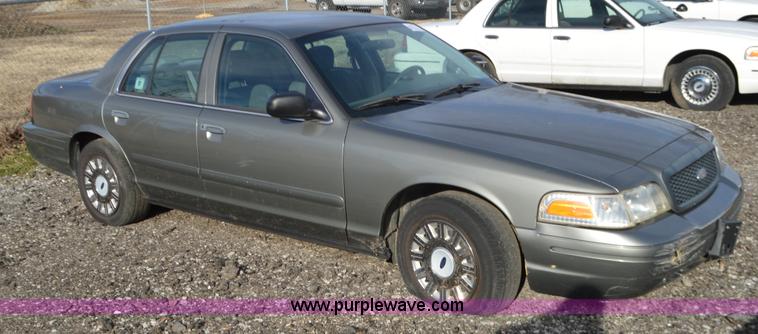image for item K5432 2003 Ford Crown Victoria Police Interceptor