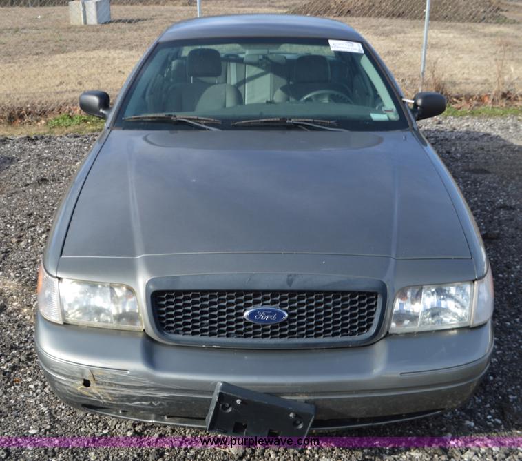 image for item K5432 2003 Ford Crown Victoria Police Interceptor
