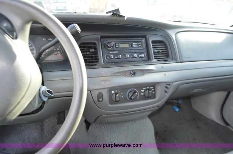 image for item K5432 2003 Ford Crown Victoria Police Interceptor