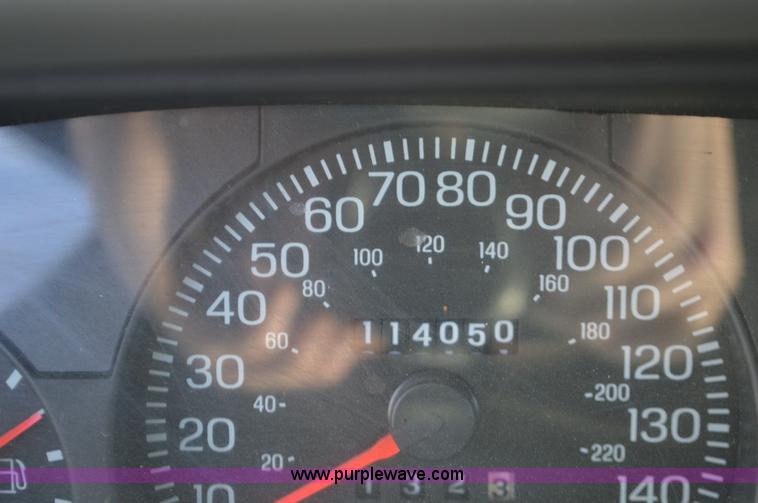 image for item K5432 2003 Ford Crown Victoria Police Interceptor