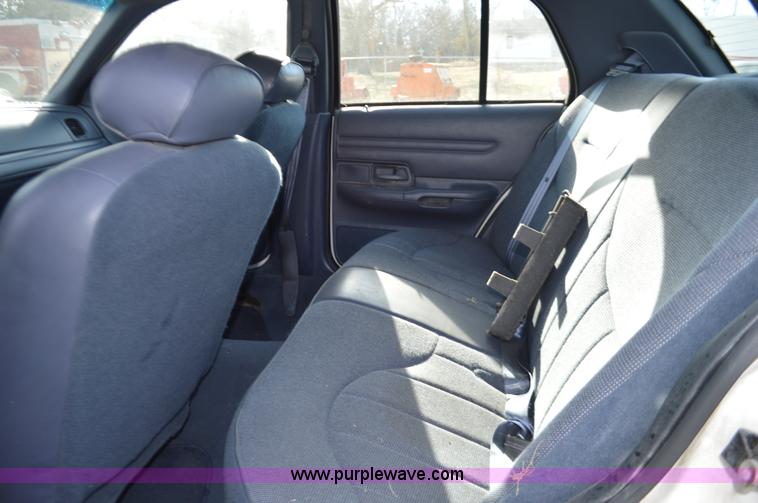 image for item K5433 1998 Ford Crown Victoria Police Interceptor