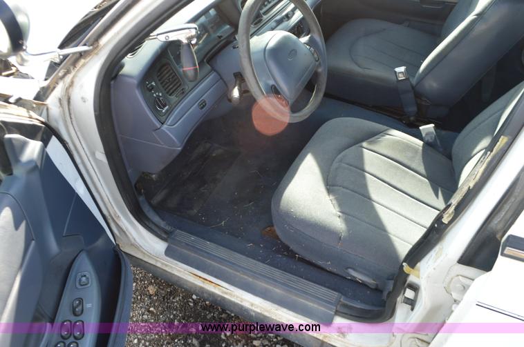 image for item K5433 1998 Ford Crown Victoria Police Interceptor