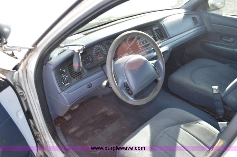 image for item K5433 1998 Ford Crown Victoria Police Interceptor