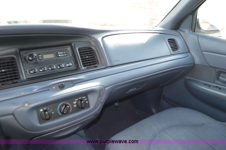 image for item K5433 1998 Ford Crown Victoria Police Interceptor