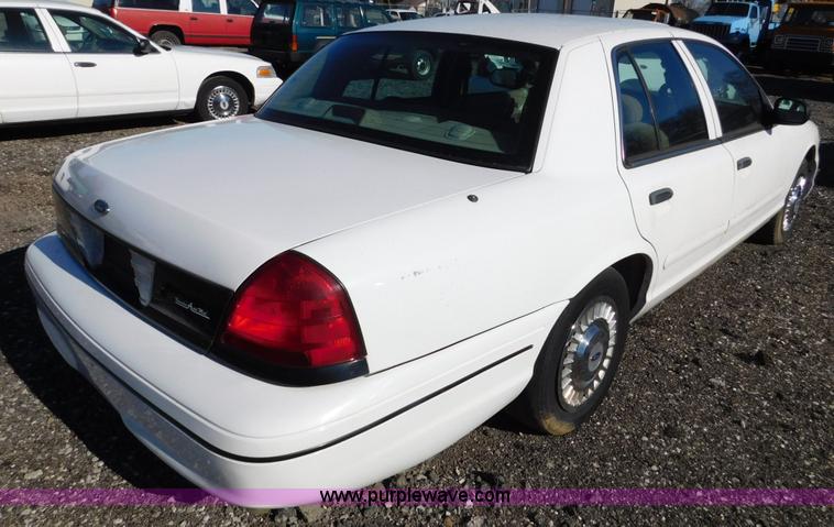image for item K5434 2000 Ford Crown Victoria Police Interceptor