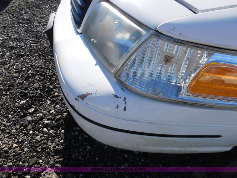 image for item K5434 2000 Ford Crown Victoria Police Interceptor