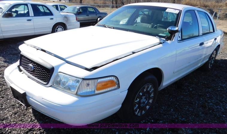 image for item K5435 2003 Ford Crown Victoria Police Interceptor
