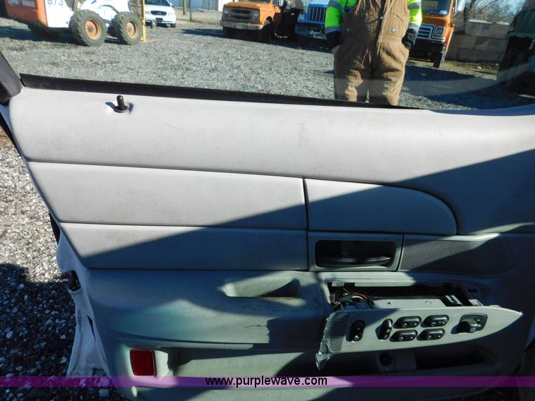 image for item K5435 2003 Ford Crown Victoria Police Interceptor