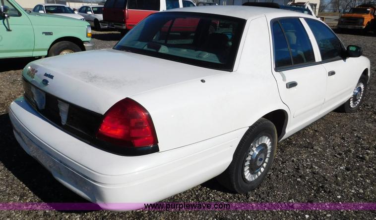 image for item K5436 2001 Ford Crown Victoria Police Interceptor