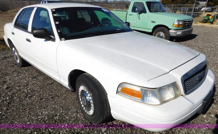 image for item K5436 2001 Ford Crown Victoria Police Interceptor
