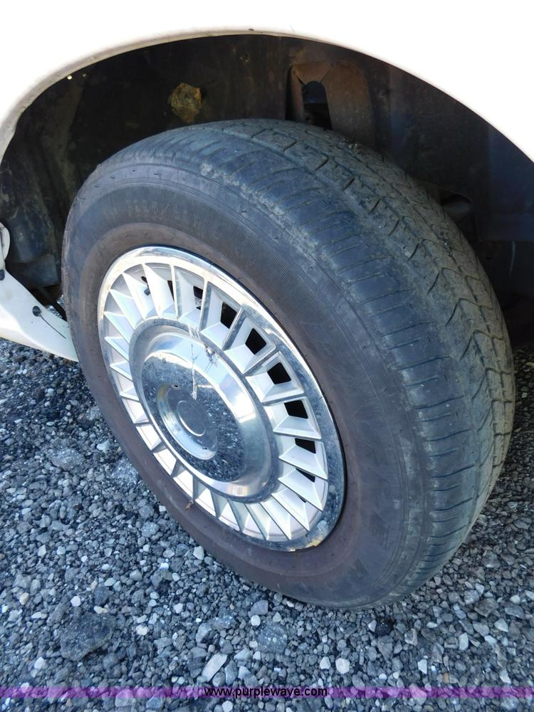 image for item K5436 2001 Ford Crown Victoria Police Interceptor