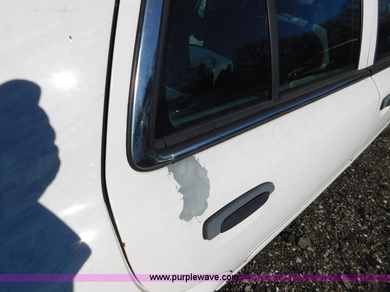 image for item K5436 2001 Ford Crown Victoria Police Interceptor