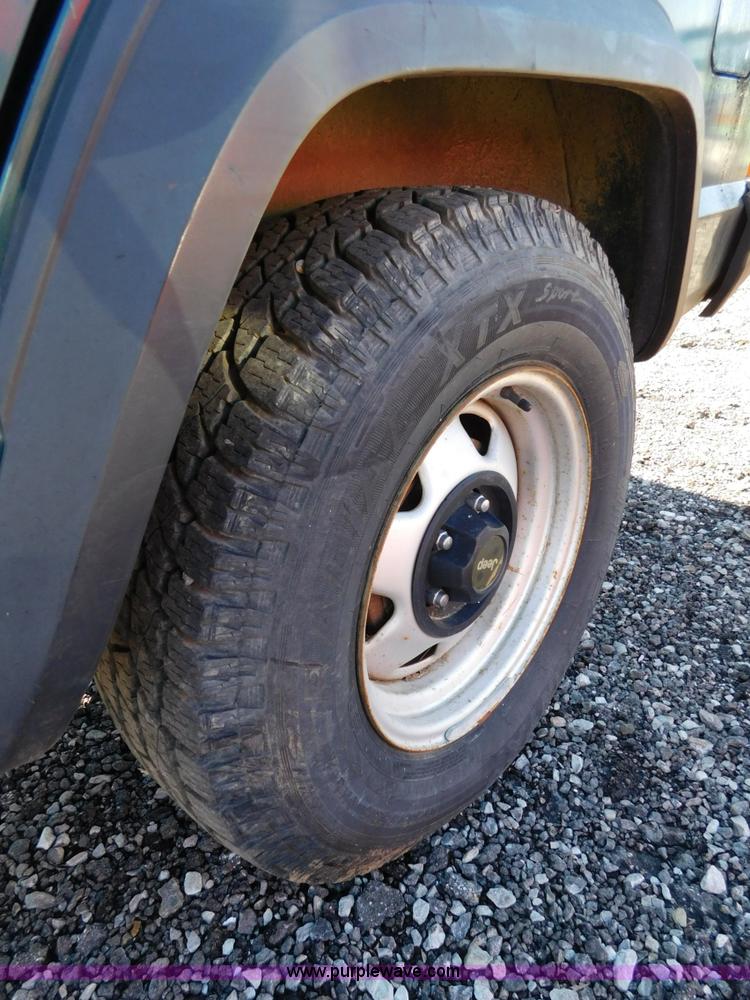 image for item K5437 1996 Jeep Cherokee SUV