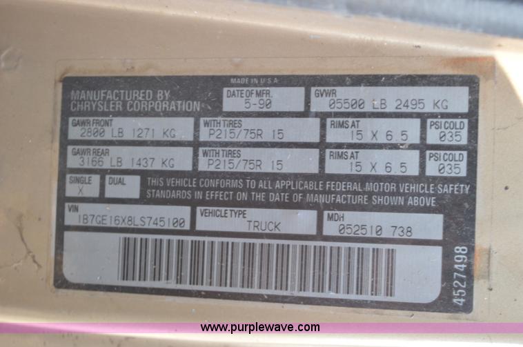 image for item K5445 1990 Dodge D150 pickup truck