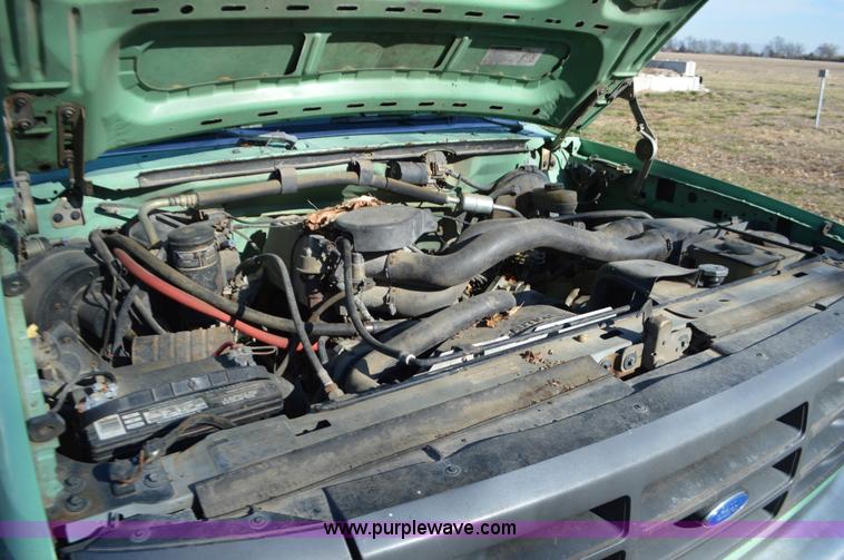 image for item K5446 1992 Ford F250 pickup truck