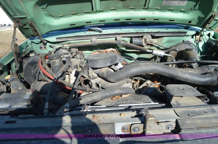 image for item K5446 1992 Ford F250 pickup truck