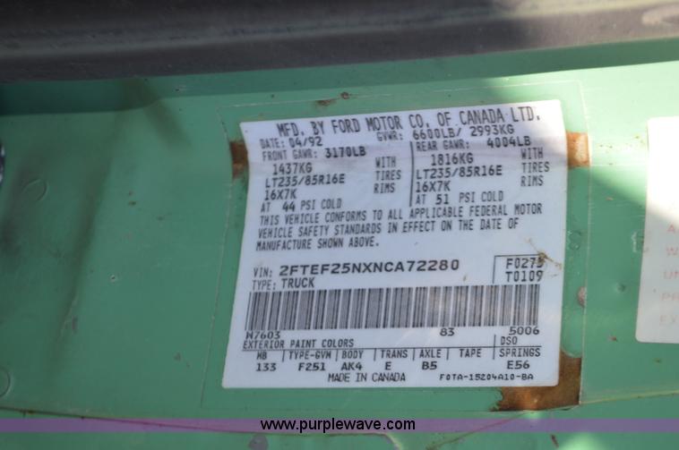 image for item K5446 1992 Ford F250 pickup truck