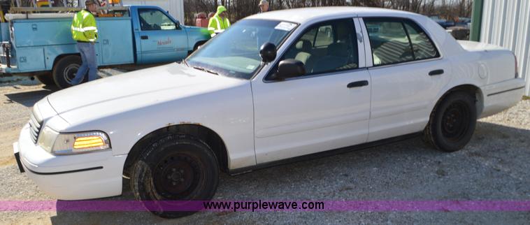 image for item K5447 2000 Ford Crown Victoria Police Interceptor
