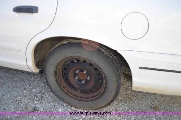 image for item K5447 2000 Ford Crown Victoria Police Interceptor