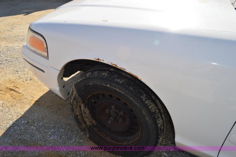 image for item K5447 2000 Ford Crown Victoria Police Interceptor