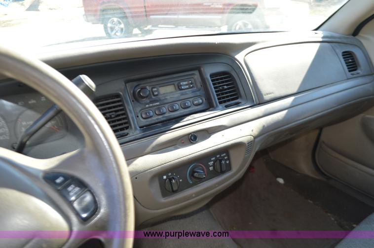 image for item K5447 2000 Ford Crown Victoria Police Interceptor