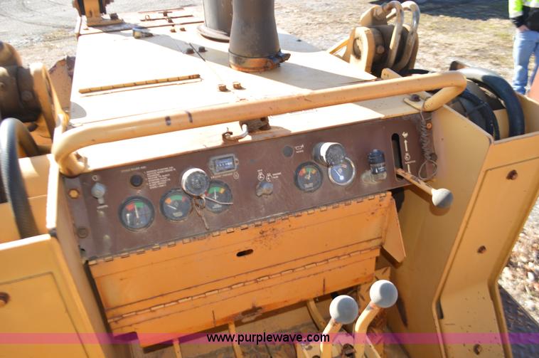 image for item K5448 Case 855D track loader