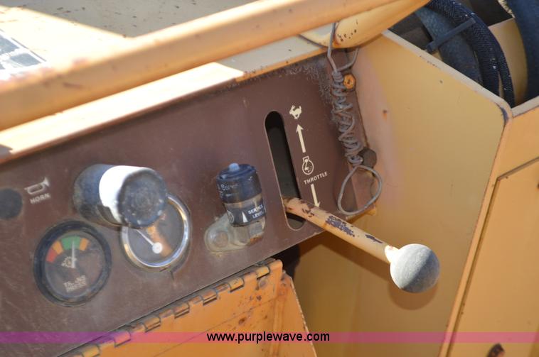 image for item K5448 Case 855D track loader