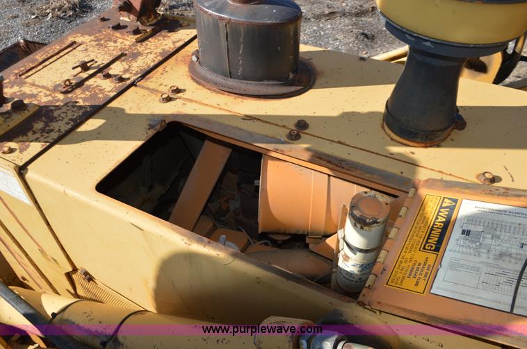 image for item K5448 Case 855D track loader