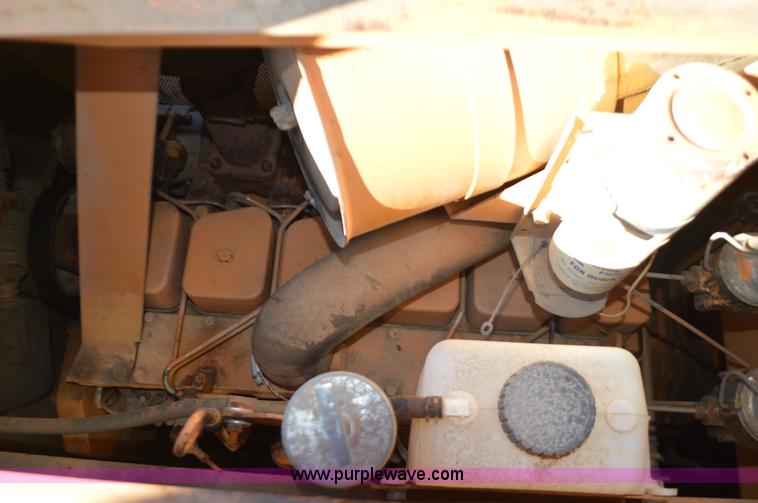 image for item K5448 Case 855D track loader