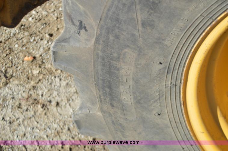 image for item K5450 1995 John Deere 310D backhoe