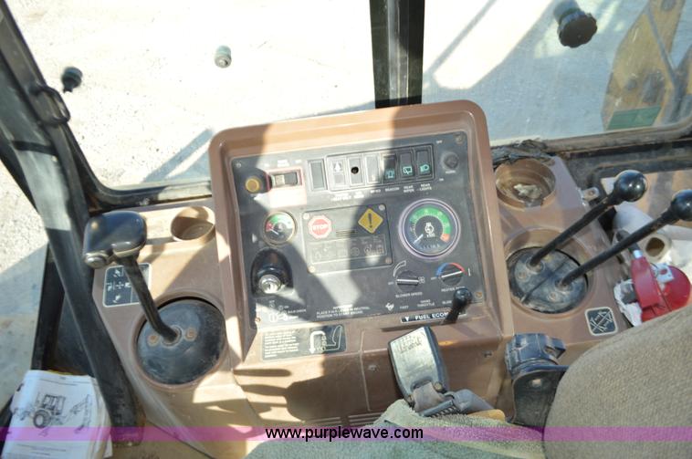 image for item K5450 1995 John Deere 310D backhoe