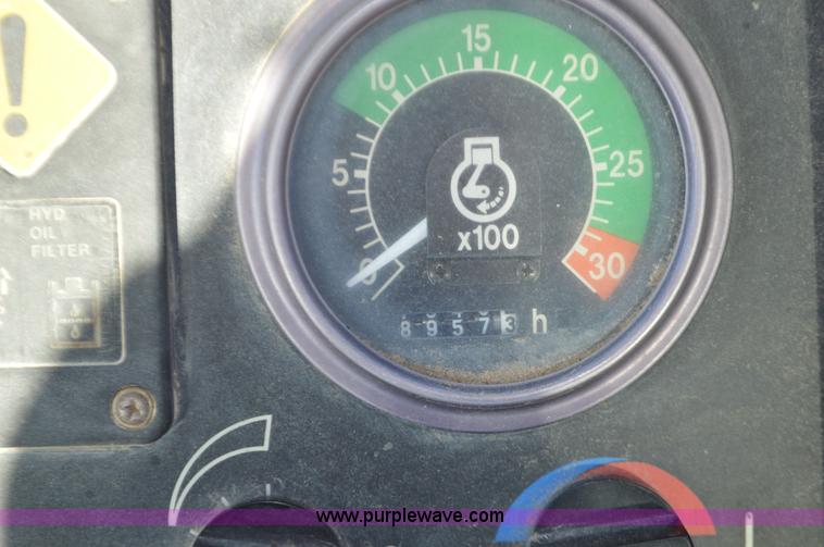 image for item K5450 1995 John Deere 310D backhoe