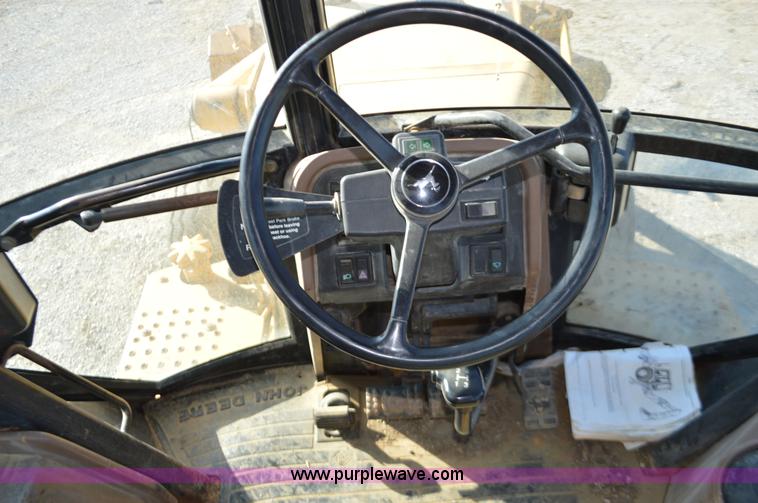 image for item K5450 1995 John Deere 310D backhoe