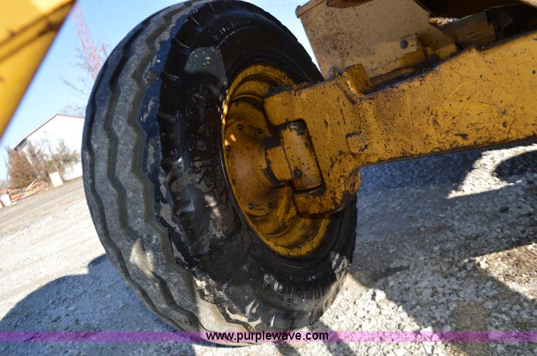 image for item K5450 1995 John Deere 310D backhoe