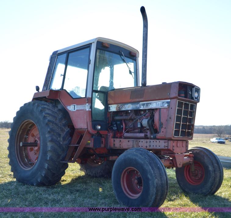 image for item K5468 International 1486 tractor