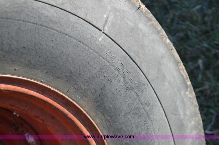 image for item K5468 International 1486 tractor