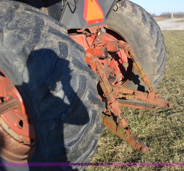 image for item K5468 International 1486 tractor