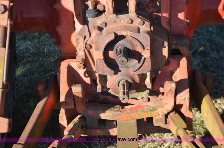 image for item K5468 International 1486 tractor