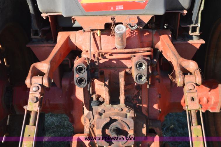 image for item K5468 International 1486 tractor