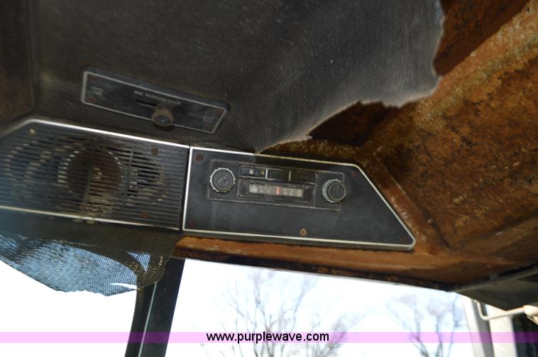 image for item K5468 International 1486 tractor