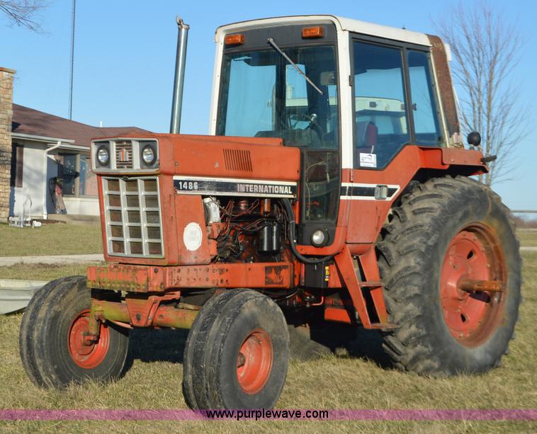 image for item K5469 International 1486 tractor