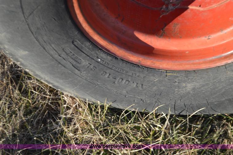 image for item K5469 International 1486 tractor